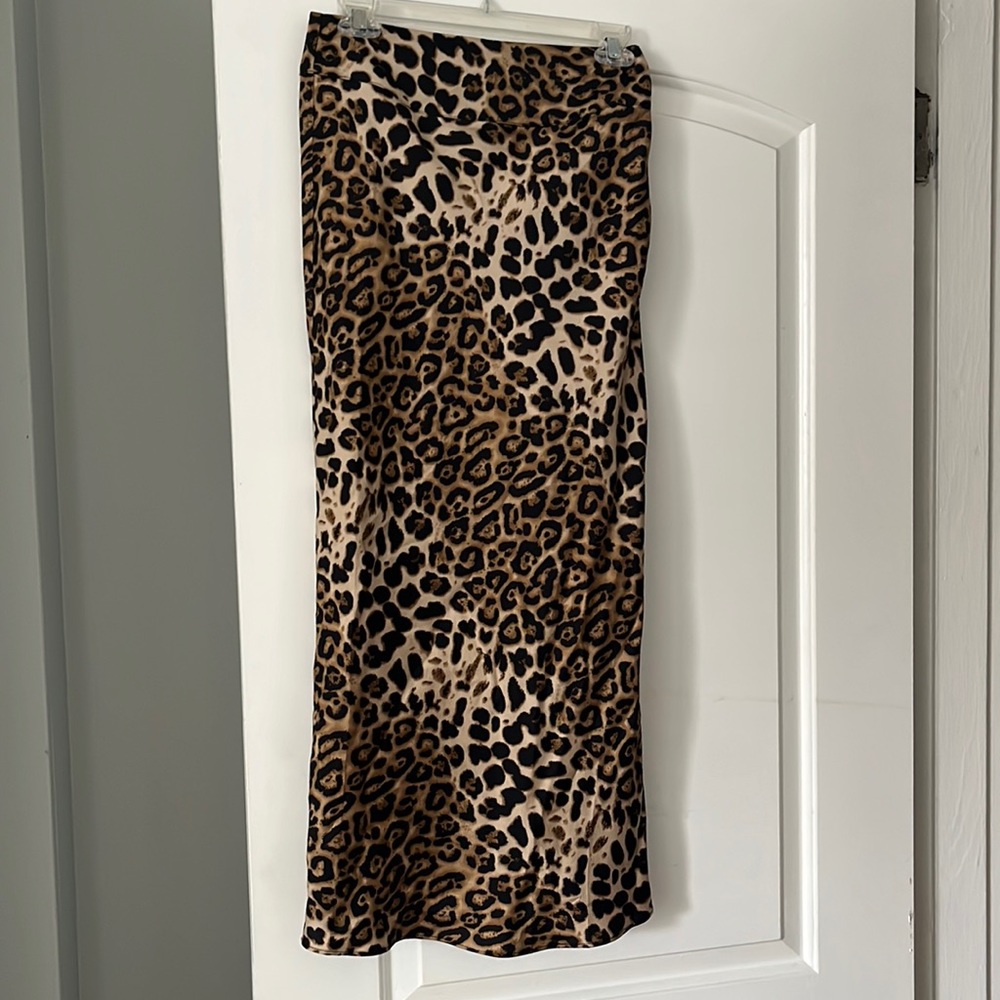 Cheetah maxi skirt size small